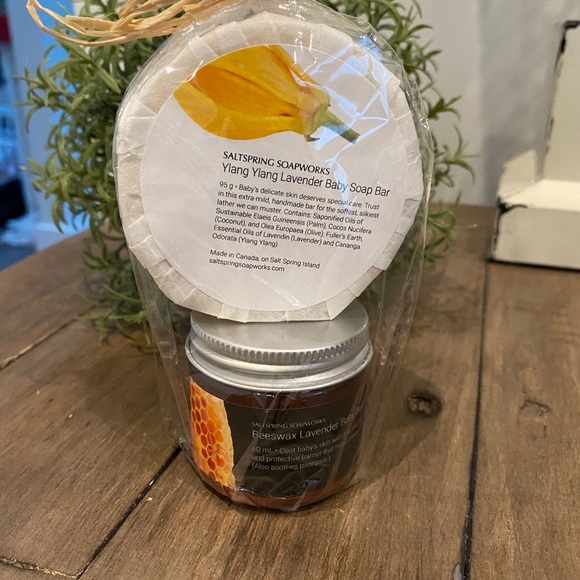 SALTSPRING SOAPWORKS BABY GIFT PACK *NEW* - Picture 3 of 6